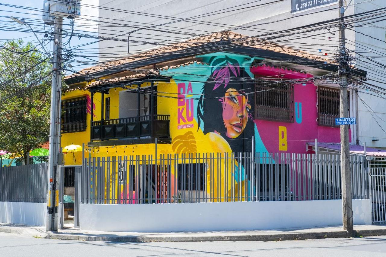 Baku Laureles Hostel Medellin Ngoại thất bức ảnh